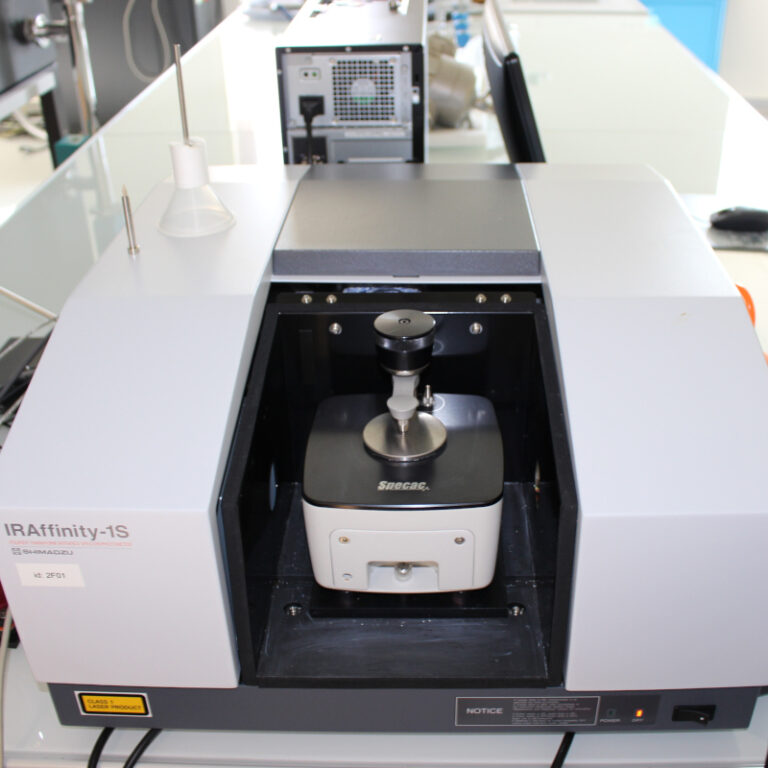 Spectrophotomètre FTIR – Shimadzu IRAffinity-1S