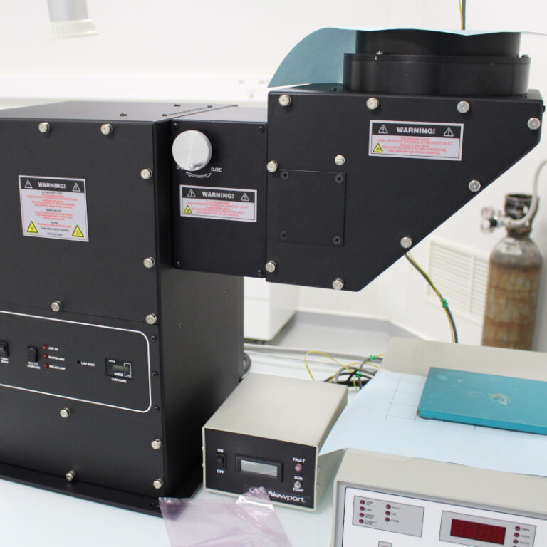 Mesure d’efficacité photovoltaïque – NEWPORT Oriel® Sol3A™