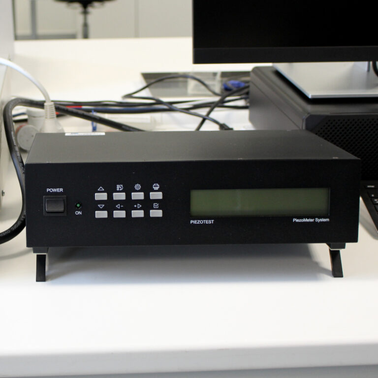 Piezometer - PM300 - Equipement